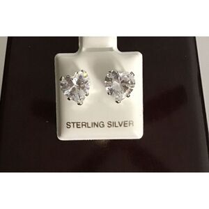 Beautiful 2 Carat Heart Cut Sim Diamond Sterling Silver Stud Earrings